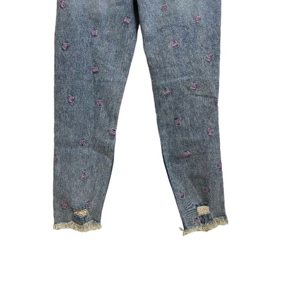 Tinseltown Butterfly Embroidered Mom Jeans Size 9 Frayed-Hem Destructed Y2K - Picture 12 of 16